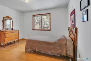 110 Heritage Dr, Waterbury, CT 06708 - Photo 23