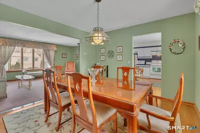 110 Heritage Drive, Waterbury, CT 06708 - Photo 7