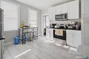 254 Wayne St, Bridgeport, CT 06606 - Photo 23