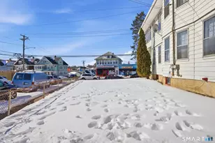 254 Wayne St, Bridgeport, CT 06606 - Photo 33