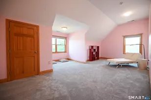 19 Longview Dr, North Haven, CT 06473 - Photo 17