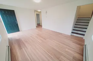 575 Burnsford Ave, Bridgeport, CT 06606 - Photo 5