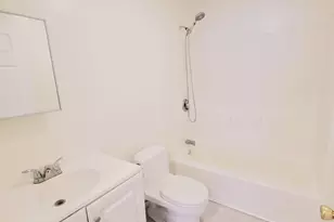 575 Burnsford Ave, Bridgeport, CT 06606 - Photo 9