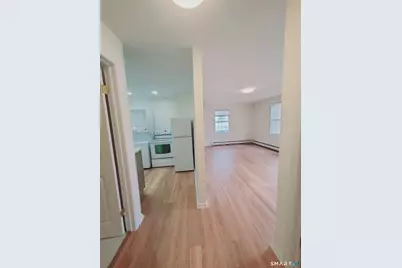 575 Burnsford Avenue, Bridgeport, CT 06606 - Photo 7