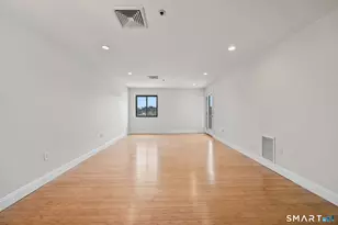 1633 Washington Blvd, Stamford, CT 06902 - Photo 5