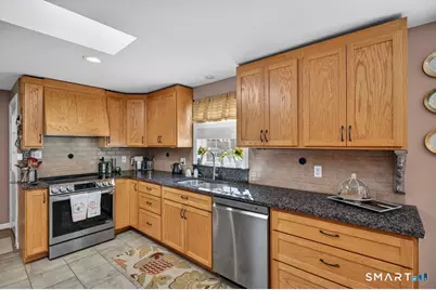 5 Insalaco Drive, Windham, CT 06280 - Photo 7