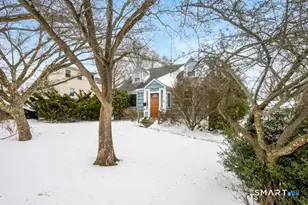 21 Boroskey Rd, Fairfield, CT 06824 - Photo 3