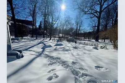 84 Middle Turnpike West, Manchester, CT 06040 - Photo 5