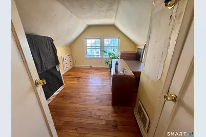 84 Middle Turnpike West, Manchester, CT 06040 - Photo 11