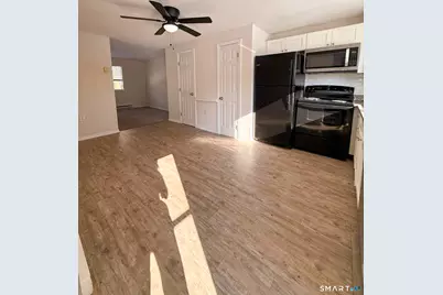 39 Horton Hill Road #APT 9B, Naugatuck, CT 06770 - Photo 5