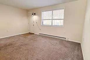 39 Horton Hill Rd, Naugatuck, CT 06770 - Photo 7