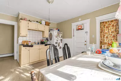 34 Hayes Street, Bridgeport, CT 06608 - Photo 5