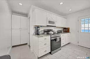 5 Main Dr, Brookfield, CT 06804 - Photo 15