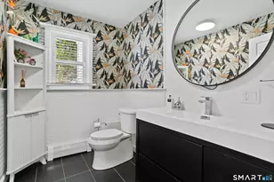 1470 Stratfield Rd, Fairfield, CT 06825 - Photo 19