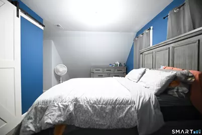 23 Ashland Avenue, Waterbury, CT 06708 - Photo 9