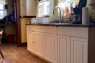 1924 Stratfield Rd, Fairfield, CT 06825 - Photo 9