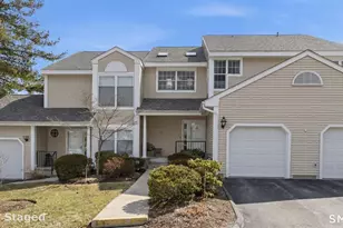 302 Limner Cir, Rocky Hill, CT 06067 - Photo 1