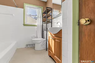 86 Roosevelt Ave, West Haven, CT 06516 - Photo 15