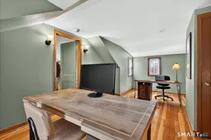 203 Burroughs Rd, Fairfield, CT 06824 - Photo 15