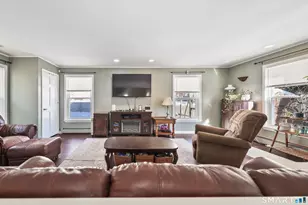 28 Beacon St, Beacon Falls, CT 06403 - Photo 7