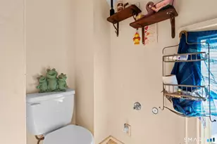 121 Cedar St, Norwich, CT 06360 - Photo 27