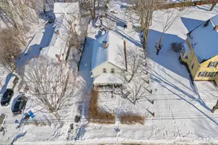 121 Cedar St, Norwich, CT 06360 - Photo 5