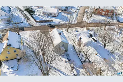 121 Cedar Street, Norwich, CT 06360 - Photo 9