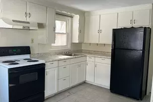 20 John St, Southington, CT 06489 - Photo 7