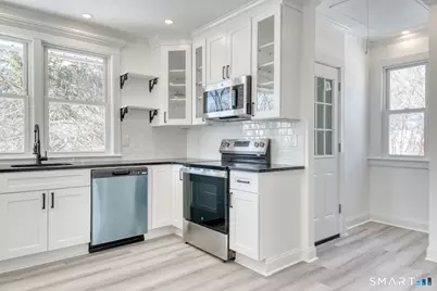 44 Wallace Row #Second Floor, Wallingford, CT 06492 - Photo 9