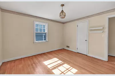 37 Herald Avenue, Bridgeport, CT 06606 - Photo 21