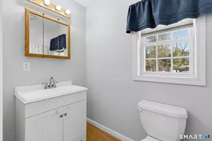 322 Tunxis Ave, Bloomfield, CT 06002 - Photo 25