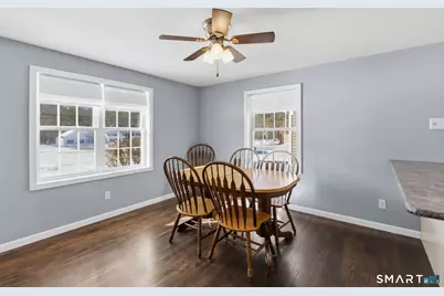 322 Tunxis Avenue, Bloomfield, CT 06002 - Photo 11