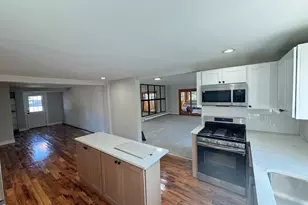 137 Middletown Ave, North Haven, CT 06473 - Photo 7