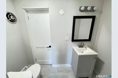 137 Middletown Avenue, North Haven, CT 06473 - Photo 19