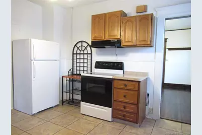53 Eaton Street #2nd Floor, Bridgeport, CT 06604 - Photo 9
