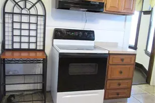 55 Eaton St, Bridgeport, CT 06604 - Photo 11