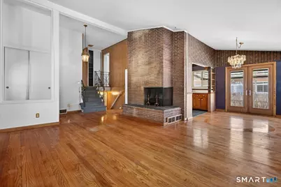 15 Ferndale Place, Stratford, CT 06614 - Photo 5