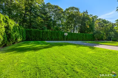 15 Waterbury Lane, Darien, CT 06820 - Photo 35