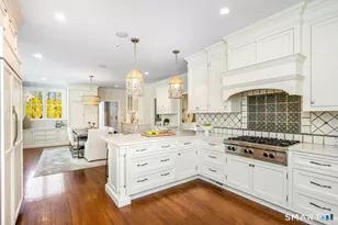 15 Waterbury Ln, Darien, CT 06820 - Photo 13