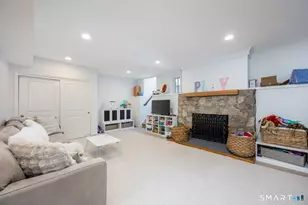 20 Outlook Dr, Darien, CT 06820 - Photo 25