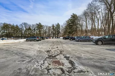 160 Mohegan Drive, West Hartford, CT 06117 - Photo 3