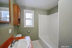 171 Wallens St, Winchester, CT 06098 - Photo 15