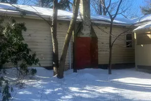 51 Woody Ln, West Haven, CT 06516 - Photo 3