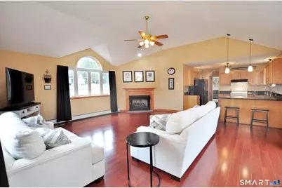 19 Washington Ridge Road, East Granby, CT 06026 - Photo 7