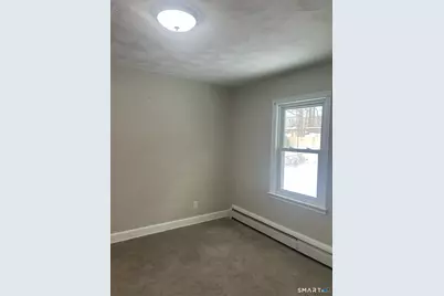 82 Middlefield Avenue #2nd Floor, Waterbury, CT 06705 - Photo 3