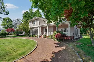 152 W River St, Milford, CT 06460 - Photo 3