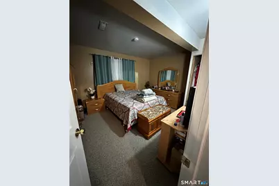 654 Laurel St Unit 1 Street, East Haven, CT 06512 - Photo 17