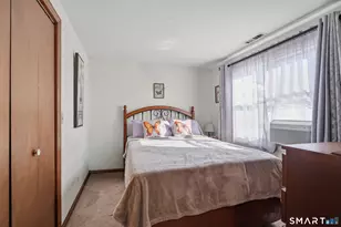 652 Black Rock Tpke, Fairfield, CT 06825 - Photo 11