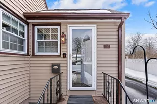 267 Chester St, East Hartford, CT 06108 - Photo 3