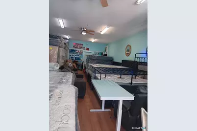 669 East Main Street, Waterbury, CT 06702 - Photo 9